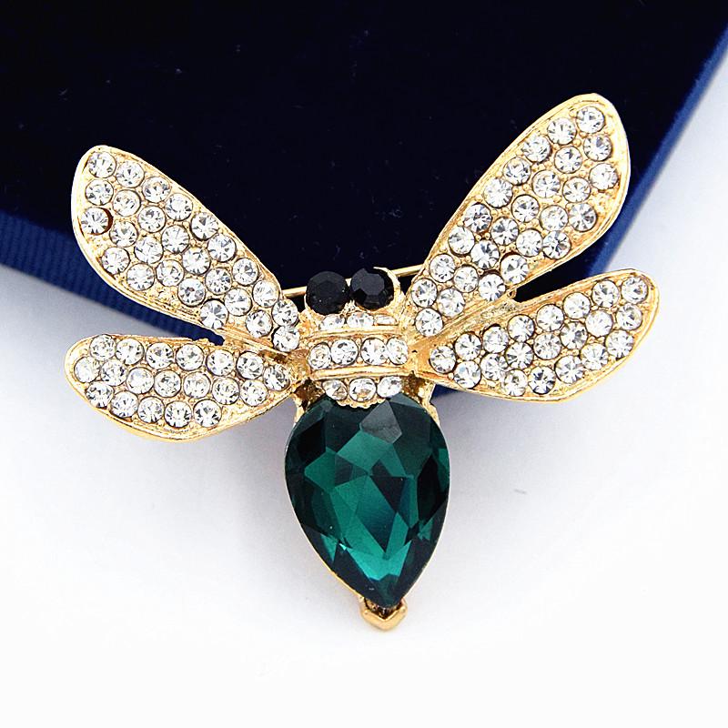 Elegant Rhinestone Bee Brooch for Women: Lapel Pin  Scarf Accessory