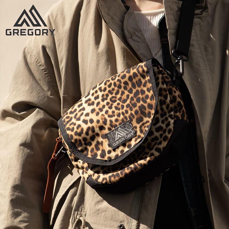 Gregory Laughing Shoulder 7L Crossbody Bag