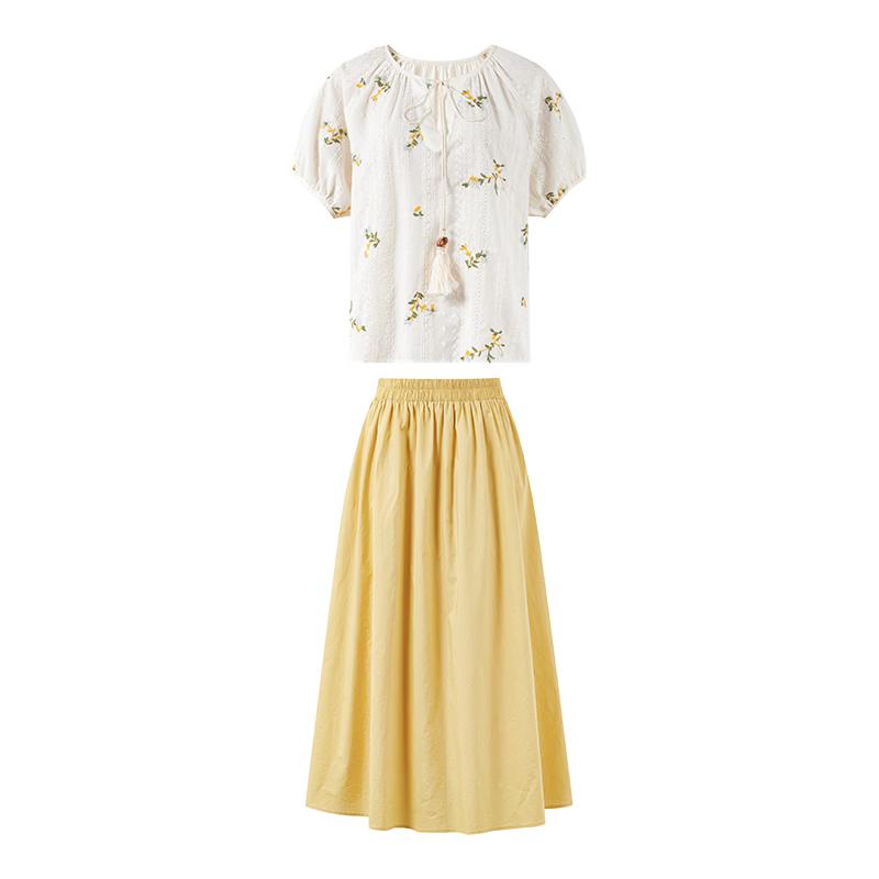 Qiushui Yiren Women s Embroidered Floral V-neck Two-piece Set M