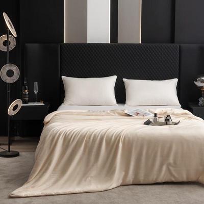 Shanshan Golden Cocoon Jacquard Tussah Silk Quilt