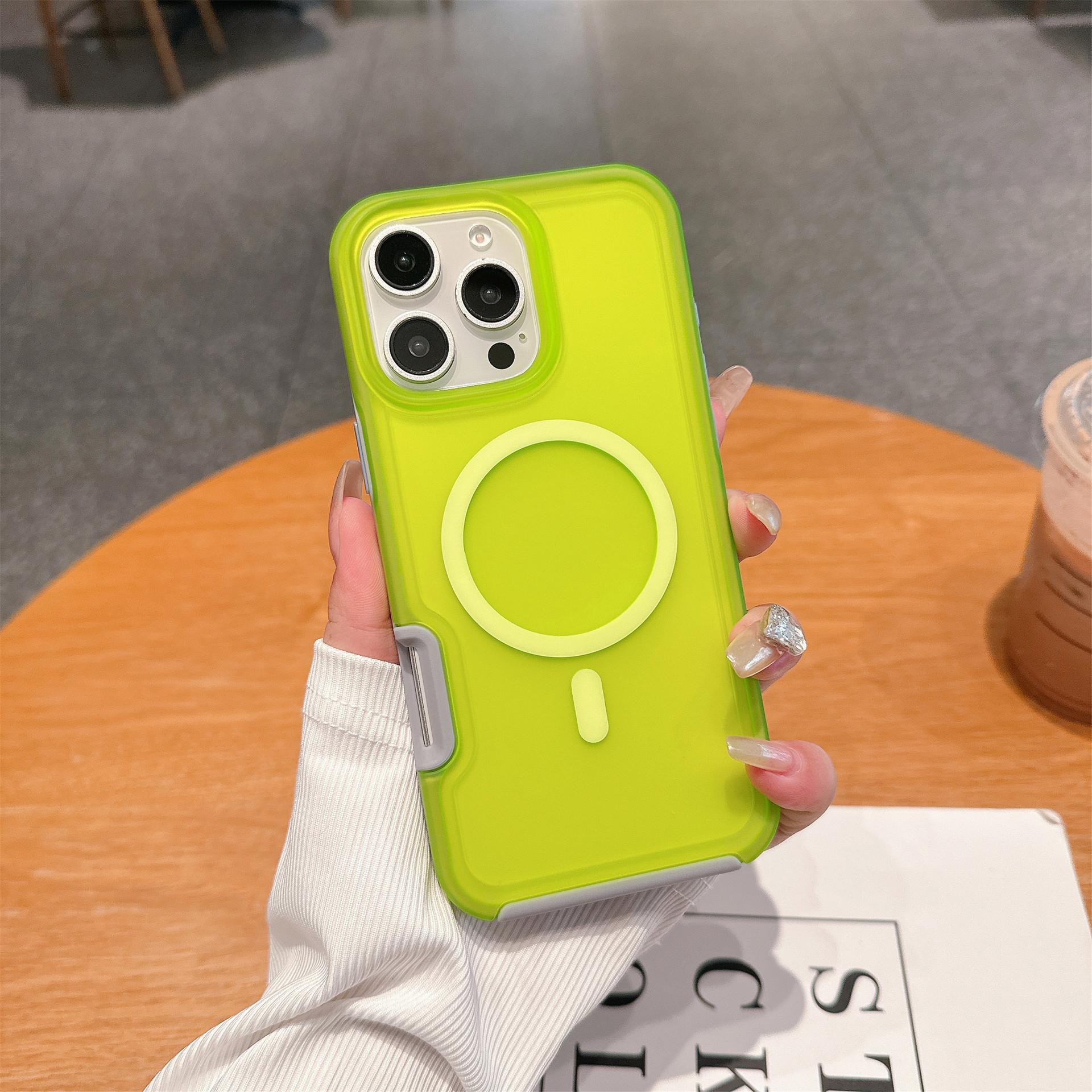 

For IPhone16 Pro Max Thin Series Magnetic Skin-feeling Phone Case Anti-fall with Magnetic Protective Cover For iPhone 16 Pro Max