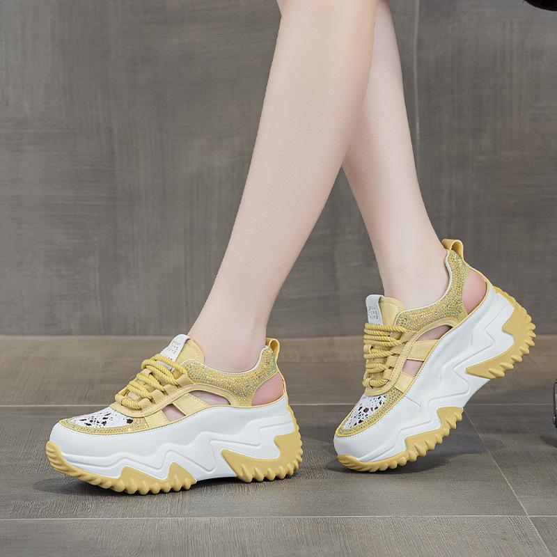 

2510 увеличение внутренней высоты 7 папины кроссовки женские весна новые универсальные толстая подошва полые 33 имбирный