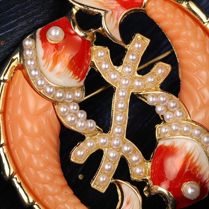 Handmade Enamel Koi Brooch New Year'S Gift Corsage Clothing Jewelry