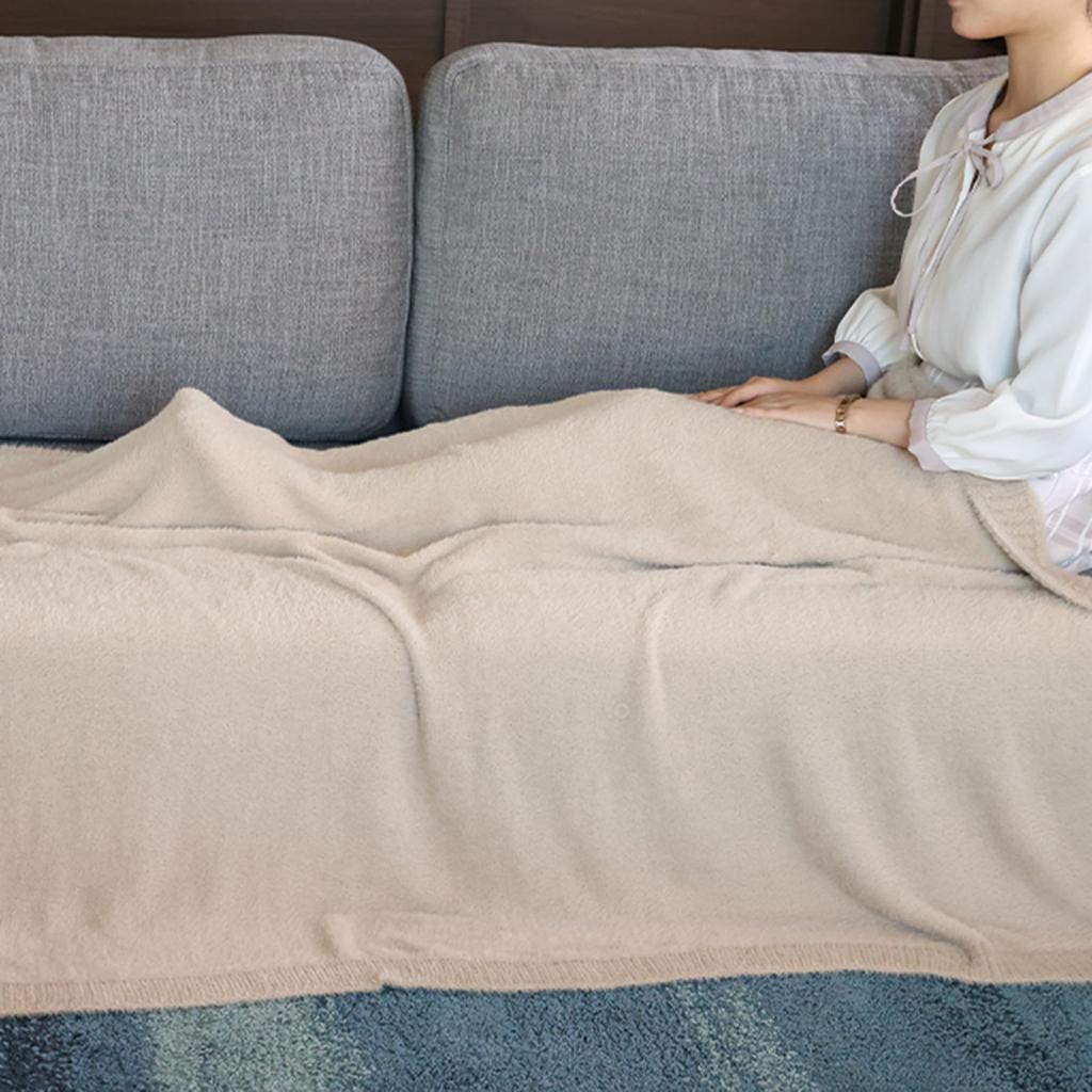 Marushin Fluffy Blanket BG Half Blanket, Warm and Fluffy, Stylish Character Design, Energy-Saving, Cold Weather Protection, Gift, 0275050500