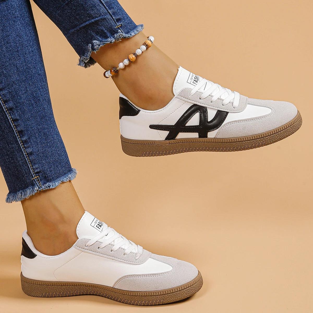 

Casual Sports Shoes, Versatile Trendy Walking Shoes, Comfortable Outdoor-use Sports Footwear 36-41 Fashionable Women s 36