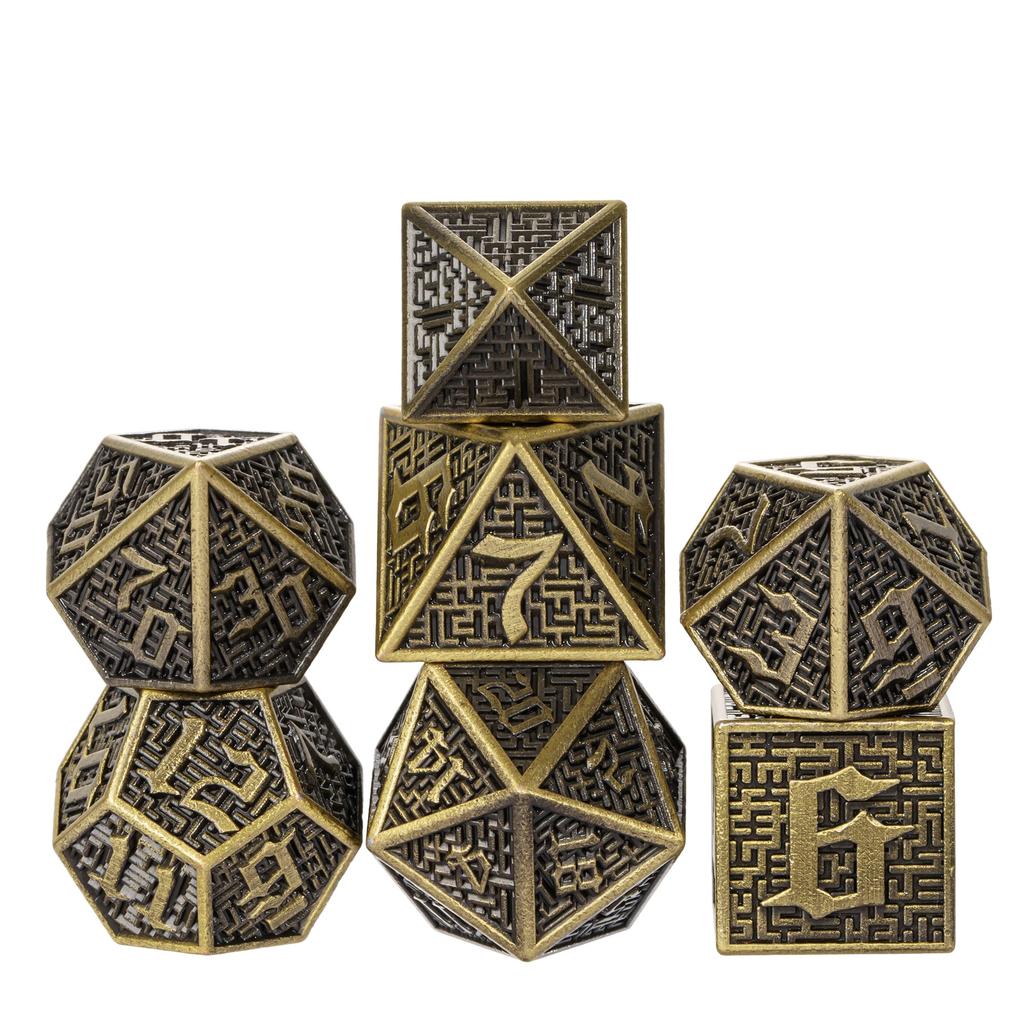 Cusdie DND Labyrinth Metallwürfel Massiv D4-D20 Polyederwürfel Set mit einzigartigem D4 für Rollenspiel Pathfinder Brettspiele TRPG