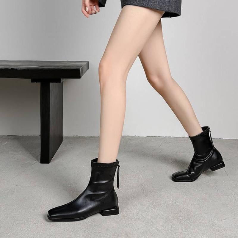 Autumn and Winter Square Head Women's Martin Boots New Solid Color Low Heel Large Size Rear Zipper Women's Boots Korean Version Soft-soled Medium Boot
