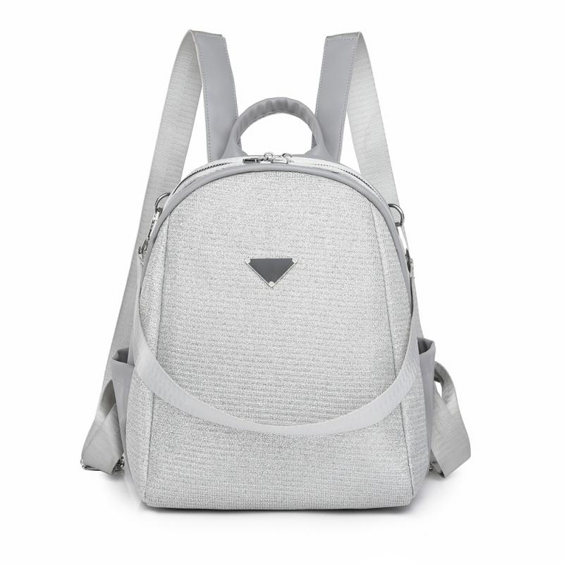 

Рюкзак в стиле пэчворк. Женский дорожный рюкзак большой вместимости, инкрустированный бриллиантами. серебряный