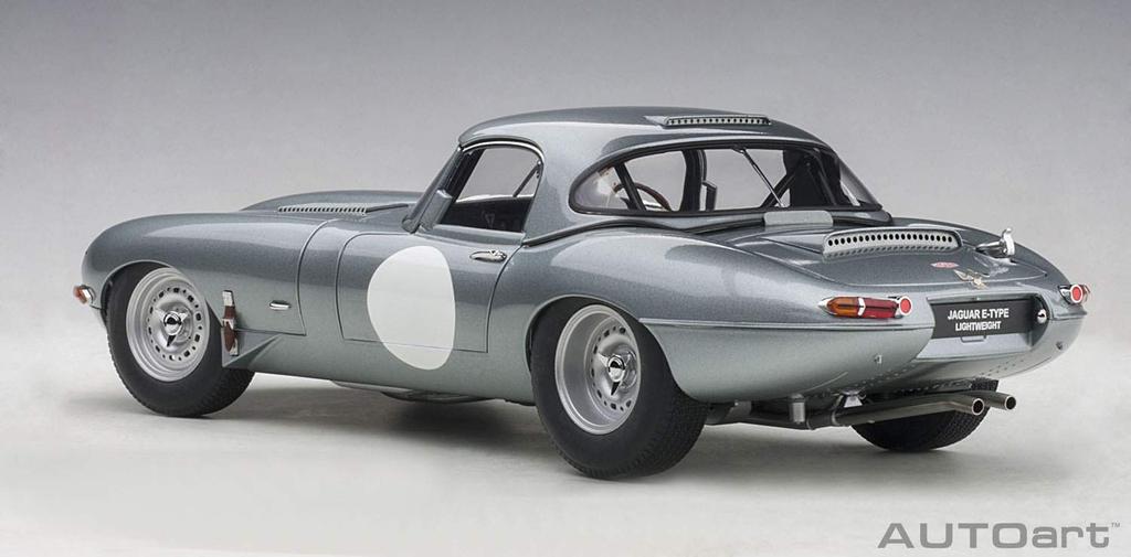 AUTOart Jaguar Lightweight E-Type Silber Fertigprodukt 1/18