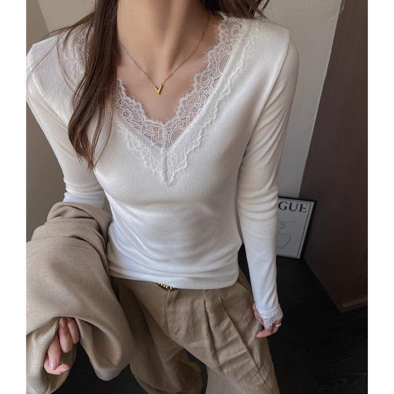 

Women s V-Neck Lace Trim Slimming Top: Stylish Base Layer for Inner or Outer Wear Extra Large чорний