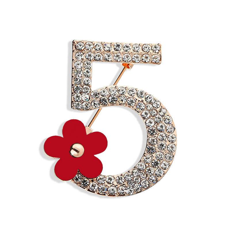 Numeric Lapel Pin Rhinestone Lapel Pin Number 5 Brooch Blossom Corsage Gold Alloy Insignia Digit Five Badge For Elegant Sweater
