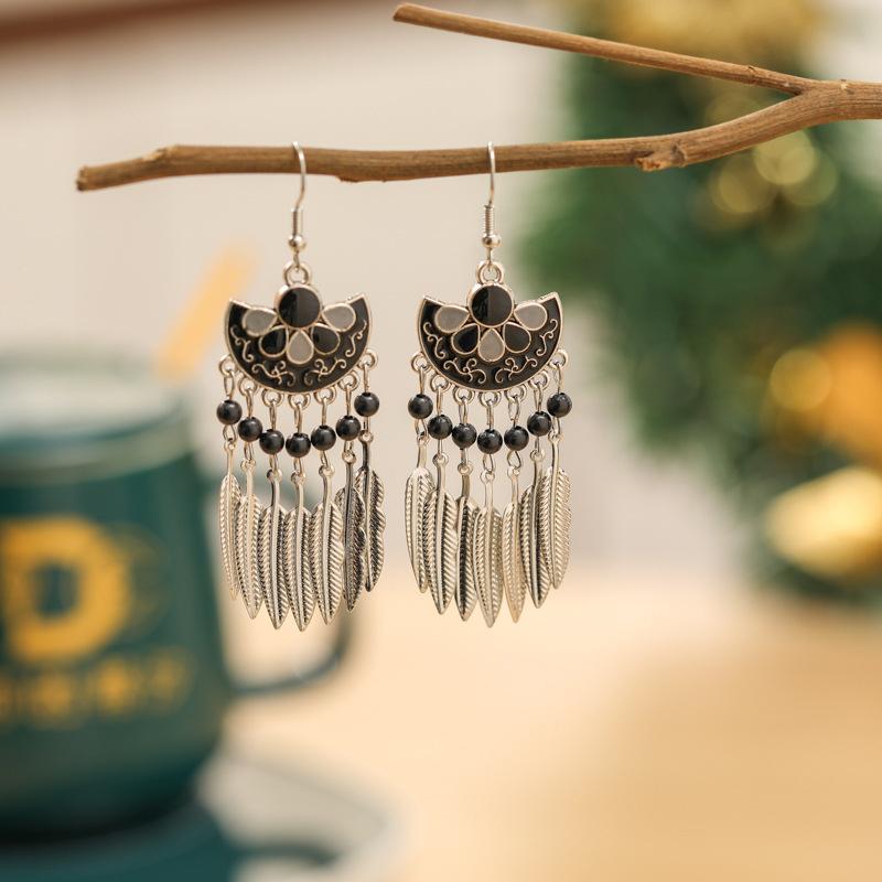 Fashion Bohemian Enameled Flower Geometric Earrings For Women Vintage Boho Ethnic Metal Leaf Tassel Drop Dangle Earrings Jewelry