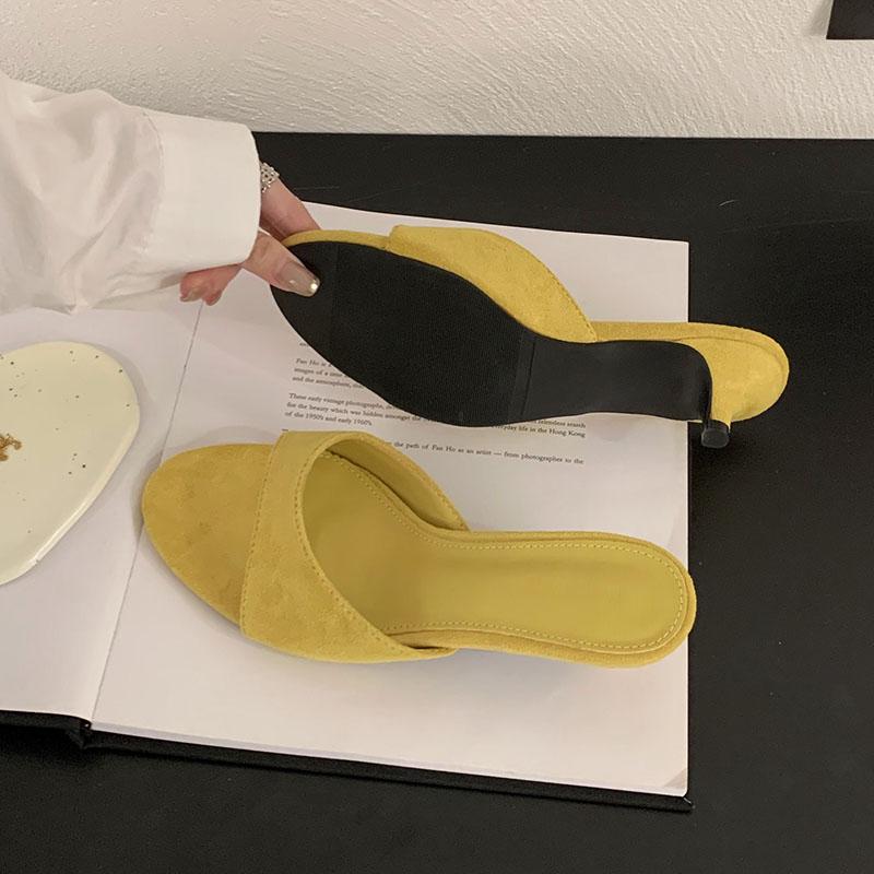 Fashion New In Footwear Round Toe Ladies Low Heel Slides Slippers Female Sandals Shoes Fashion Flock Women Heeled Slippers Shoes Pumps