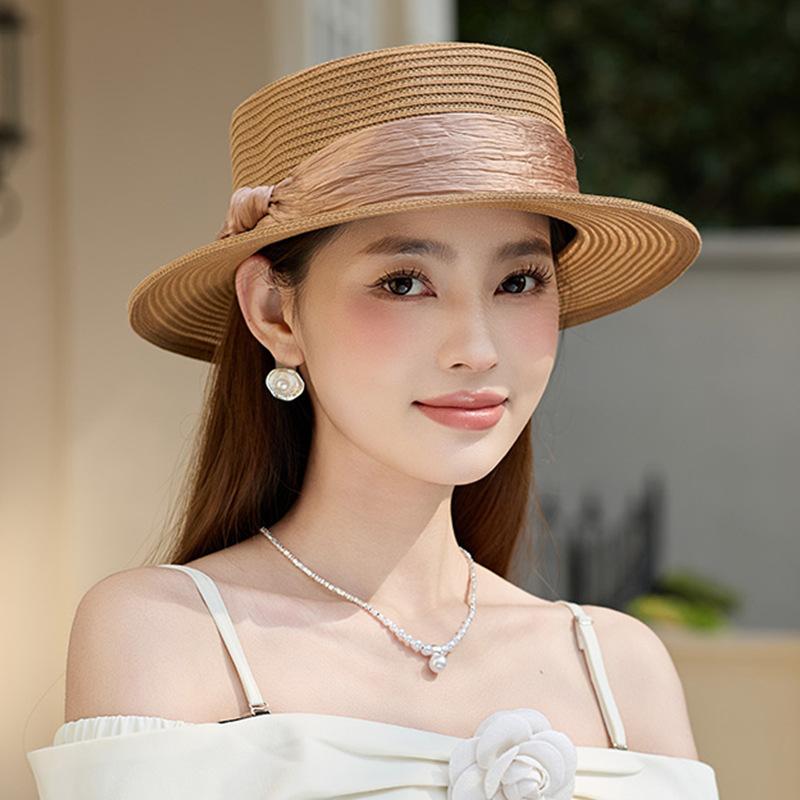 Elegant silk ribbon flat top hat women's summer sun protection straw hat sun badge flat edge basin hat seaside beach hat
