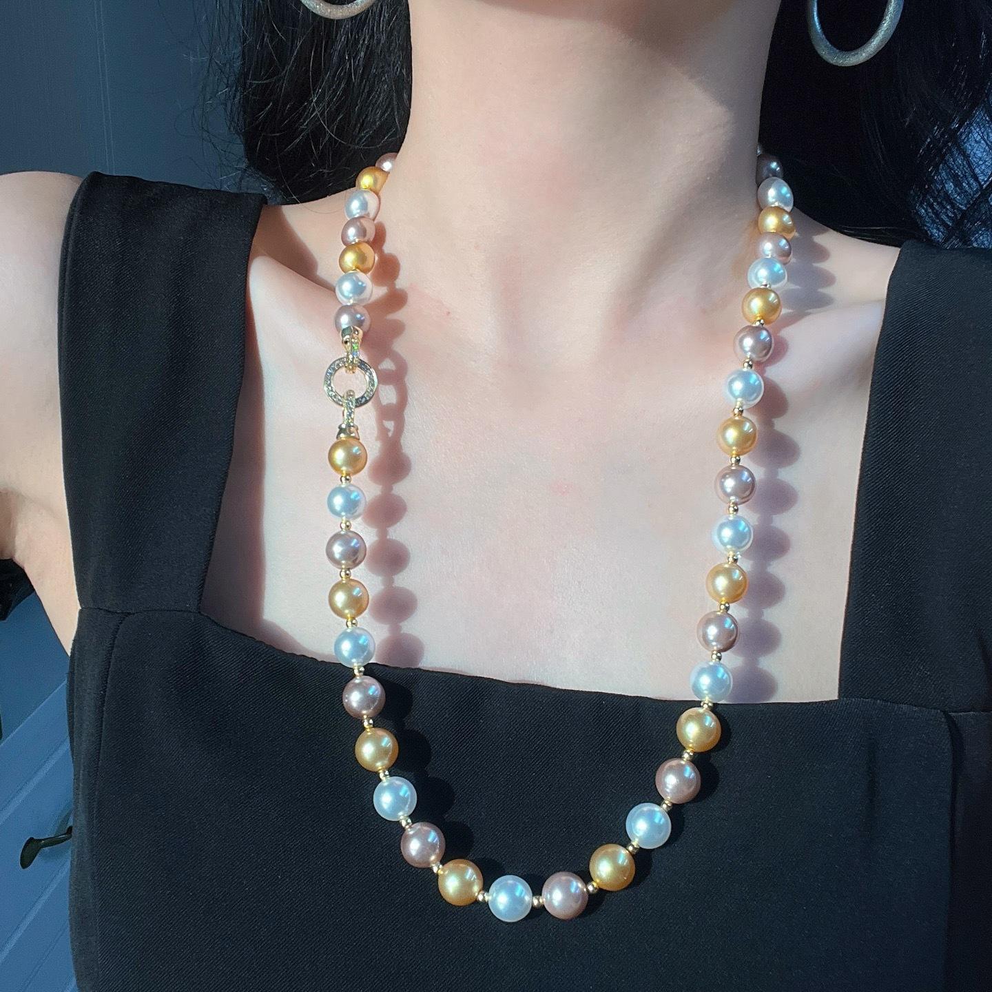 

Maple Leaf Yellow Mixed Color High Quality Strong Light Artificial Crystal Pearl Sweater Chain Necklace