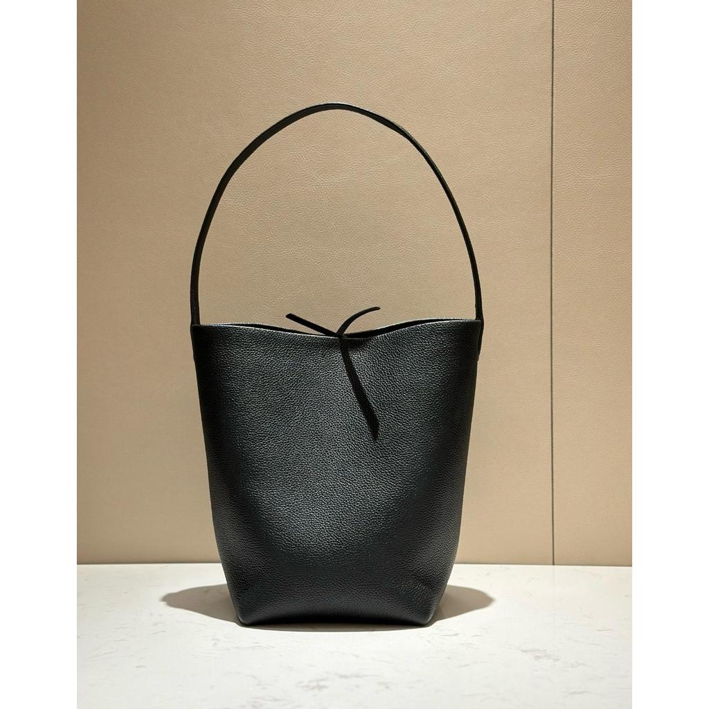 [High-quality] Genuine Leather Single Shoulder Portable Large-capacity High-end Sense Imported Light Drop Lychee Pattern Cowhide Commuter Bucket Bag