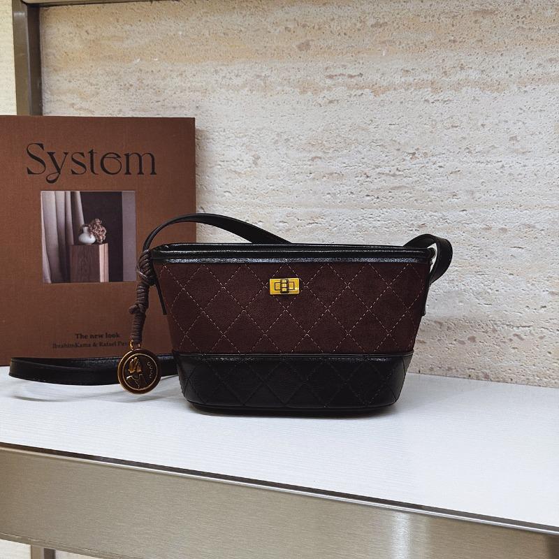 

Rhombus small bag autumn and winter new retro versatile women s messenger bag exquisite mini bucket bag