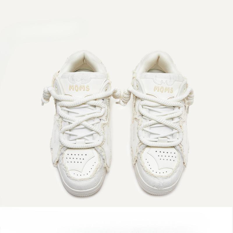 Women's Shoes with High and Low Top Sneakers Are Added To The Niche Bread Shoes