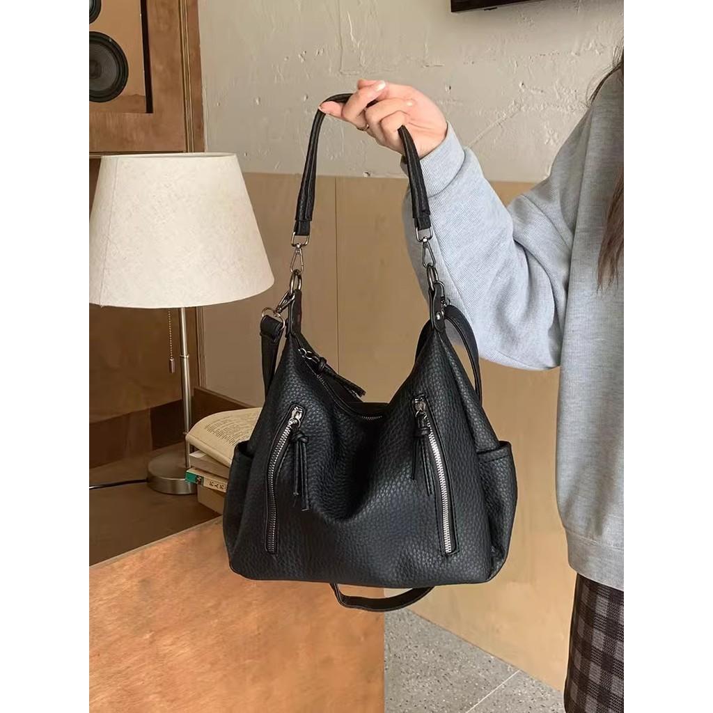 IELGY Korean Niche Underarm Bag Women's Trendy Fashion Retro Portable Tote Bag