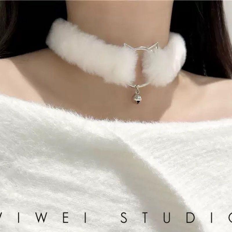 Autumn and Winter Plush Choker White Plush Collar Women's Light Luxury Niche Necklace Neck Christmas New Year Necklace Accessories