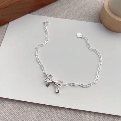 Damen-Armband aus Sterlingsilber S925 im koreanischen Stil mit hohler Kette und Schleife