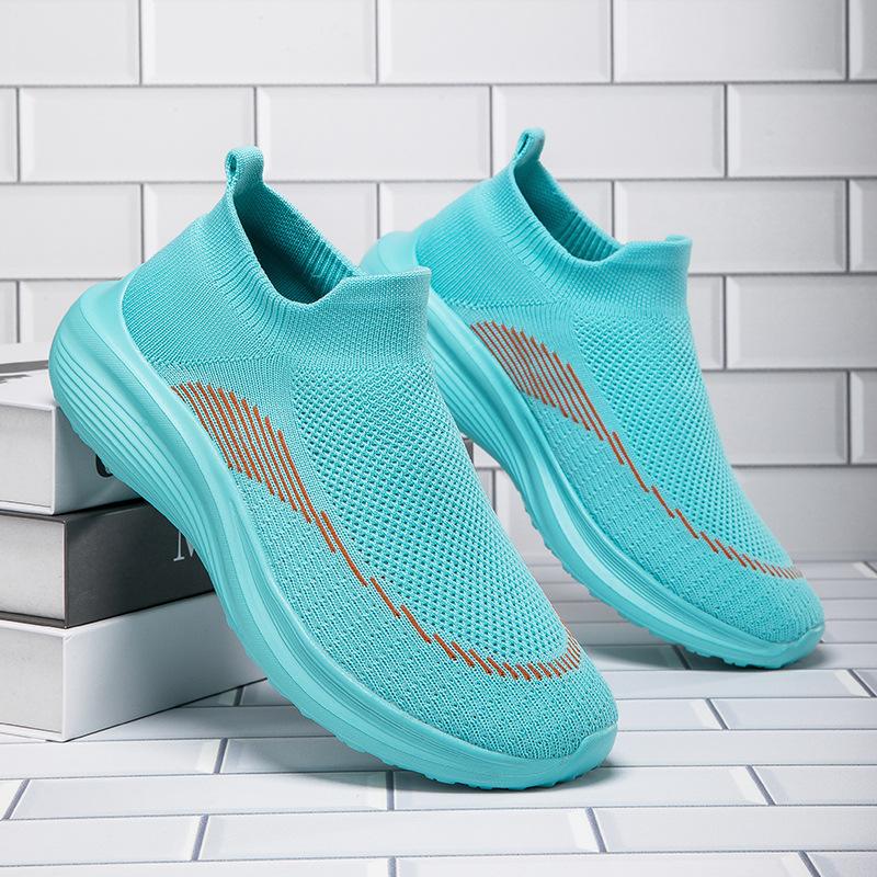 Large size women's shoes new mesh breathable soft sole not tired feet running men's shoes couple adult lightweight sports shoes
