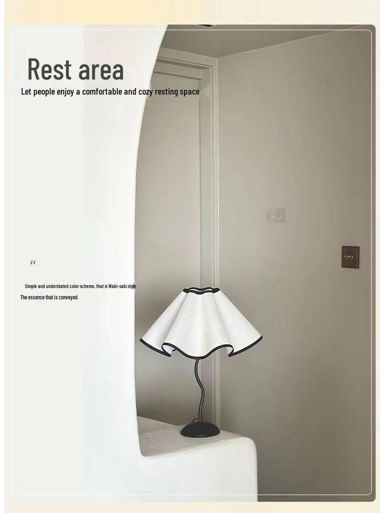 Girlish Heart Petal Umbrella Lamp: Minimalist Mid-Century Night Light for Bedroom and Study Atmosphere.