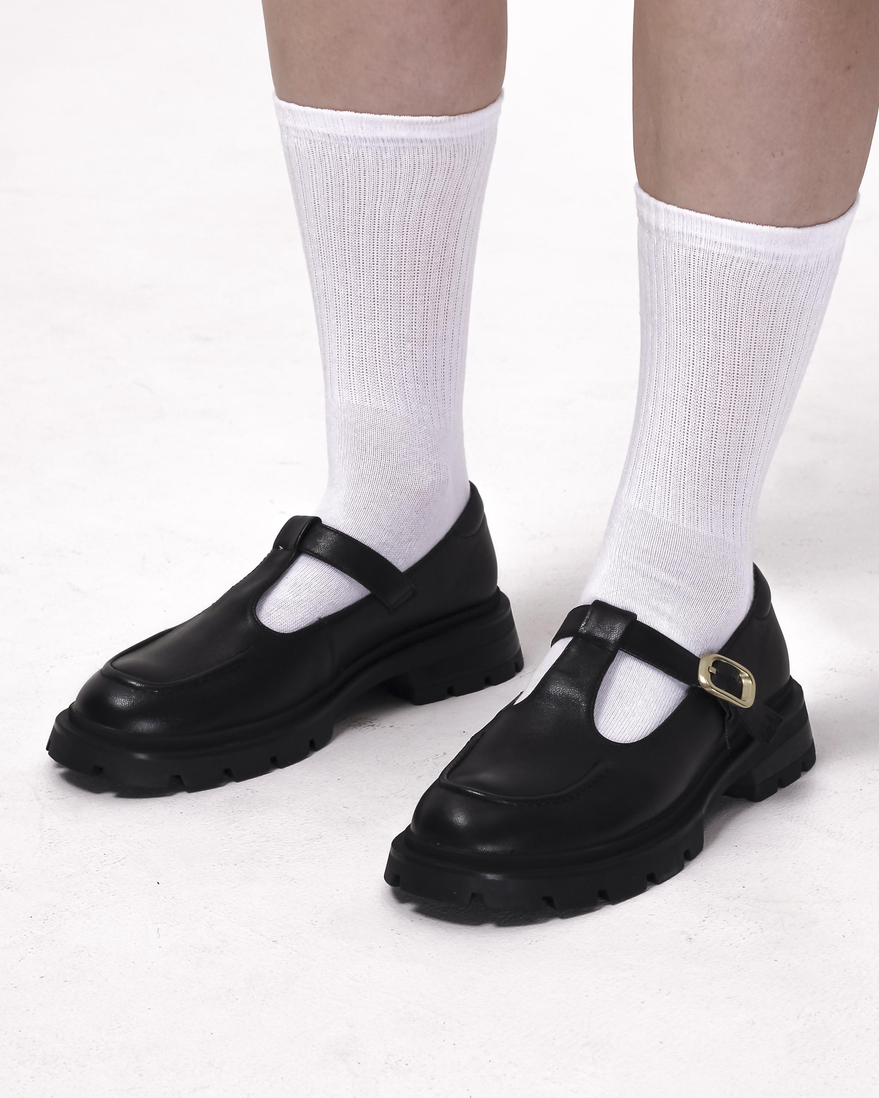 

Туфлі жіночі Berkonty 9392 36 чорна шкіра 37 чорний