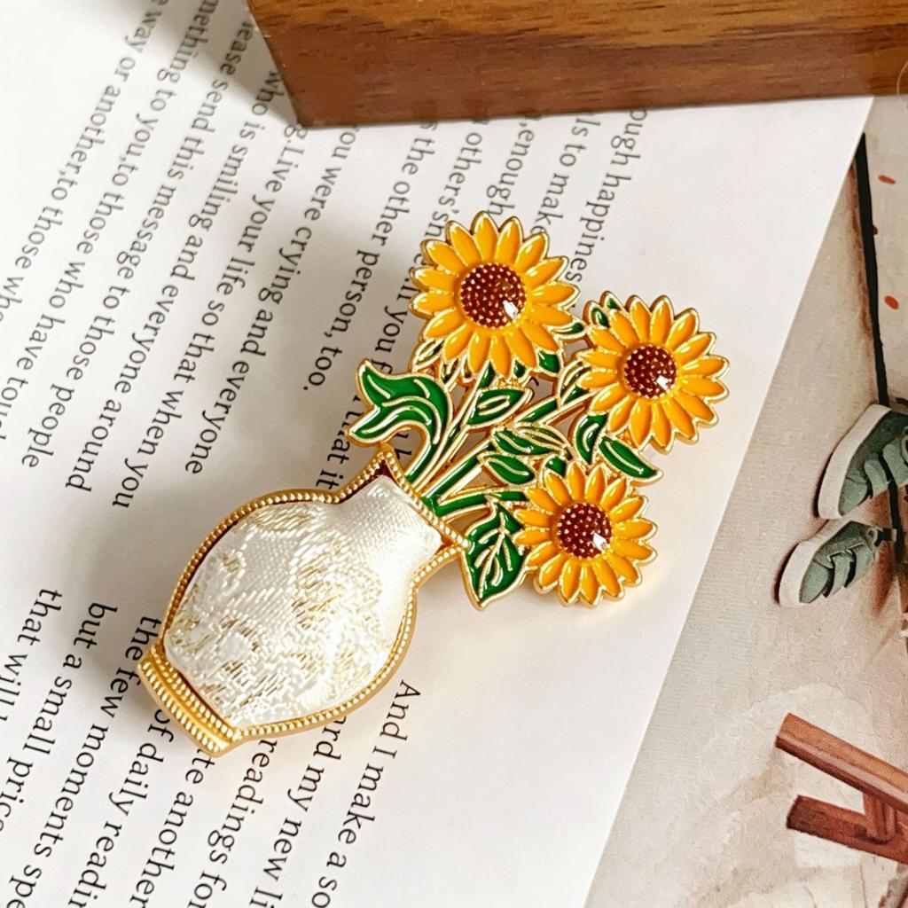 Creative Cartoon Drip Glaze Brooches Women Sunflower Bouquet Art Pins Cute Plant Exquisite Banquet Clothing Decor Jewelry Gift