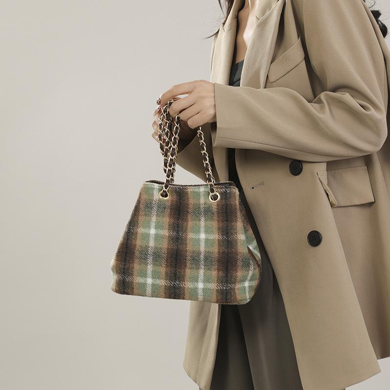 Eimerbeutel aus Wolle mit Karomuster, neuer Trend, modische und vielseitige Damen-Handtasche im hochwertigen Nischendesign