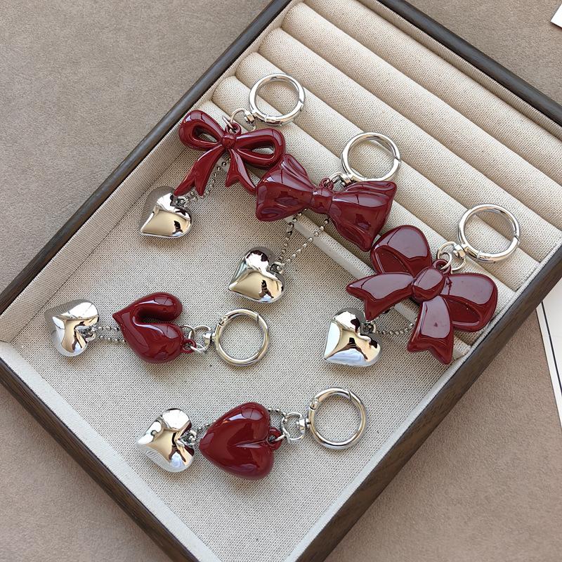 Y2k Key Chains Cute Acrylic Bowknot Pendant Keyring Red Bow Key Chain High Quality Heart Pendant Keychain For Car Decoration