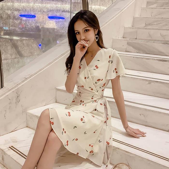 Women Chiffon Short-sleeved Dress Slim V-neck A-line Sun-dresses Mid-length  Beach Skirt – buy the best products in the Ayzeze online store