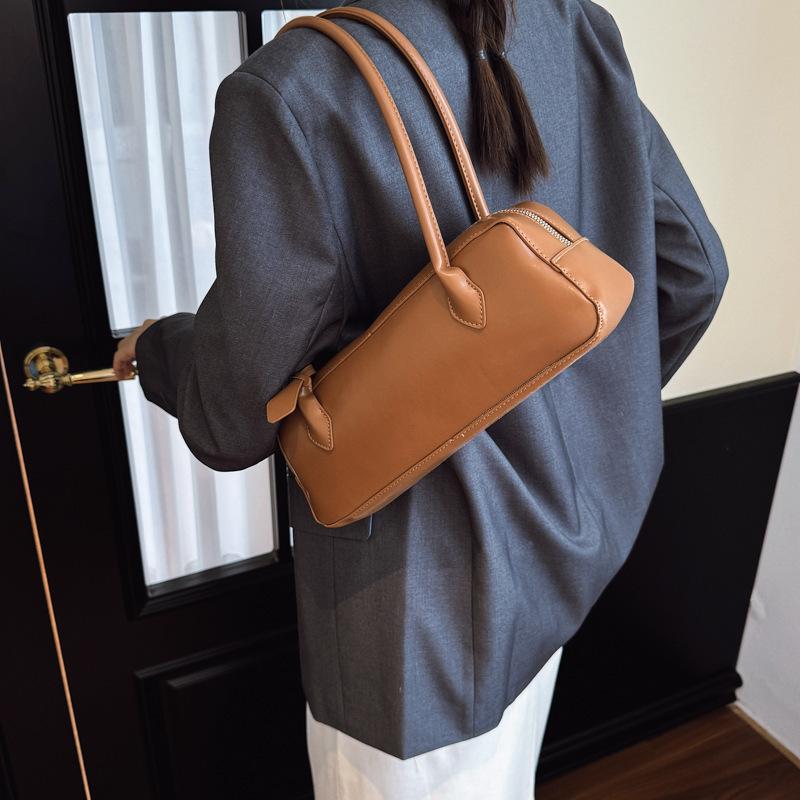 Minimalist Leather Women's Bag, Solid Color Retro Underarm Bag, Fashiable and Versatile Hand-held Shoulder Bags