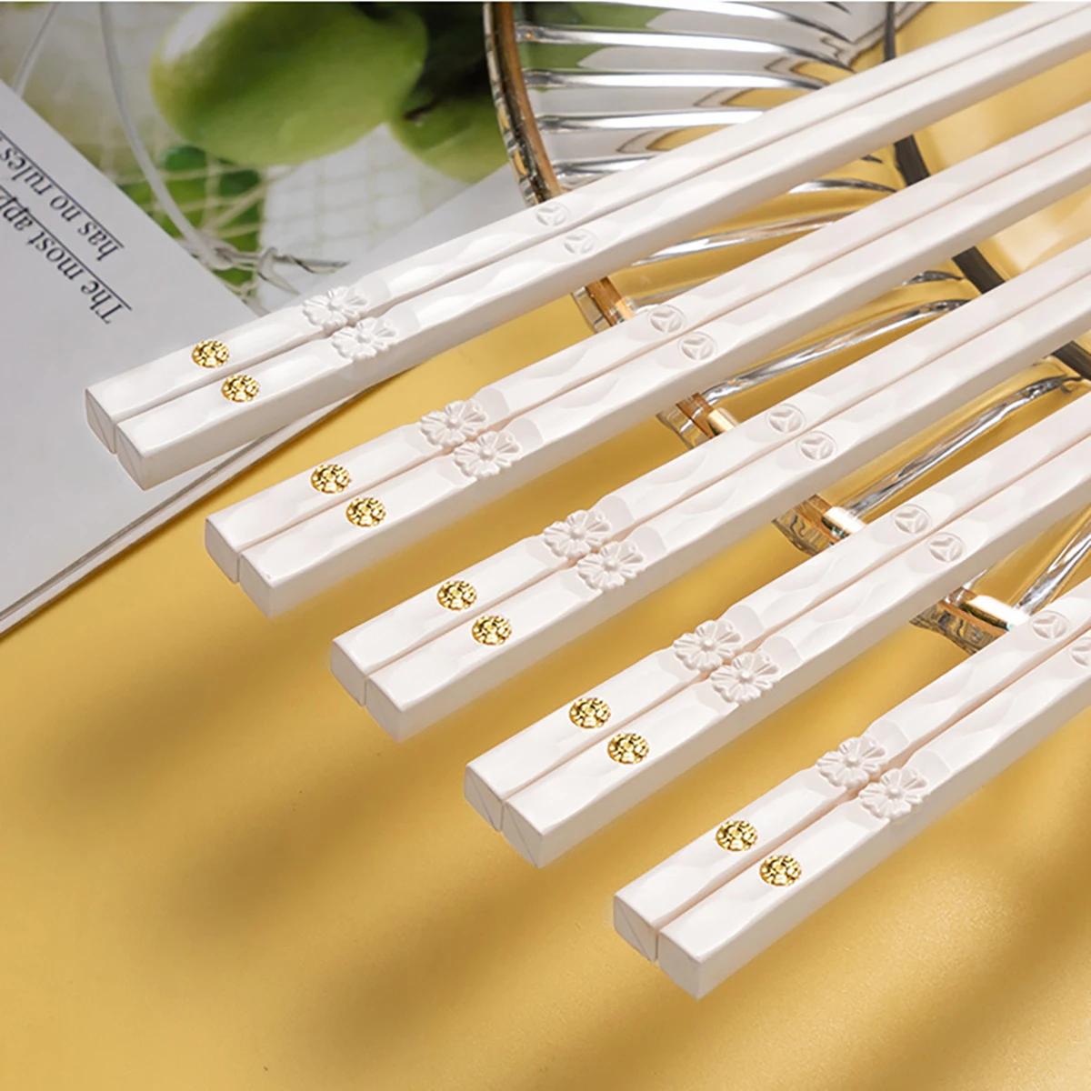 

5 Pairs Chopsticks Sushi Sticks Japanese Chopsticks Reusable Alloy Chop Sticks Home Kitchen Tableware Tool Accessories белый