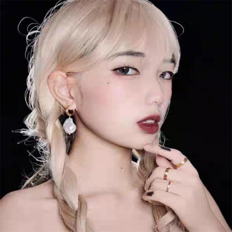 Cercei minimalisti cu pandantiv inimă de perlă aurie și argintie, stil stradal, bijuterii coreene, cadou