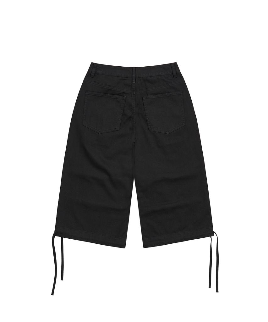 Pepeulli Tuck Strap Capri Pants (Black)
