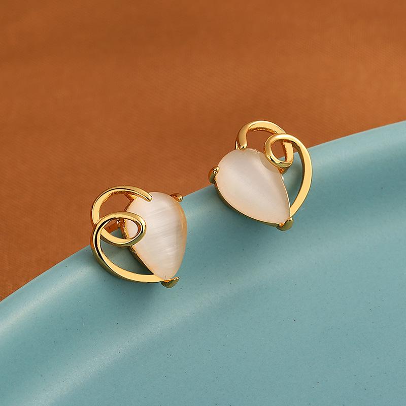 

Gold-Plated Hetian Jade Heart Teardrop Cat s Eye Women s Stud Earrings Standard