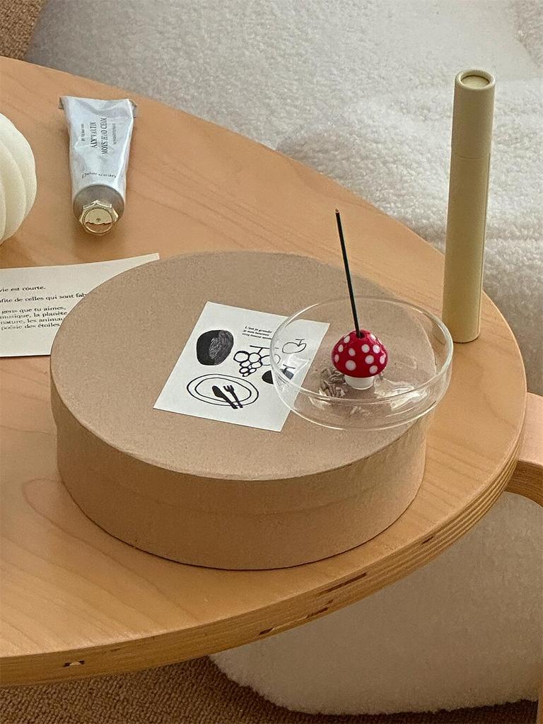 Conception créative de diffuseur de parfum, porte-parfum, set de porte-parfum champignon rouge, fil de parfum élégant, cadeau ins, souvenir