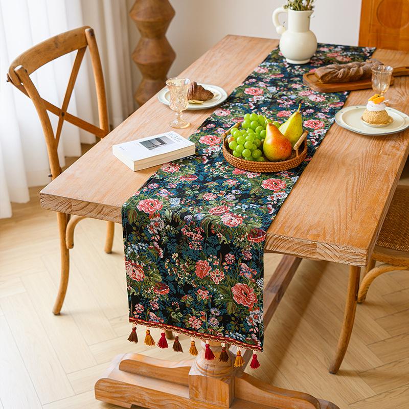 American Retro Floral Table Runner Long Decorative Cloth for Coffee TV Dining Table Atmosphere Fabric Cover