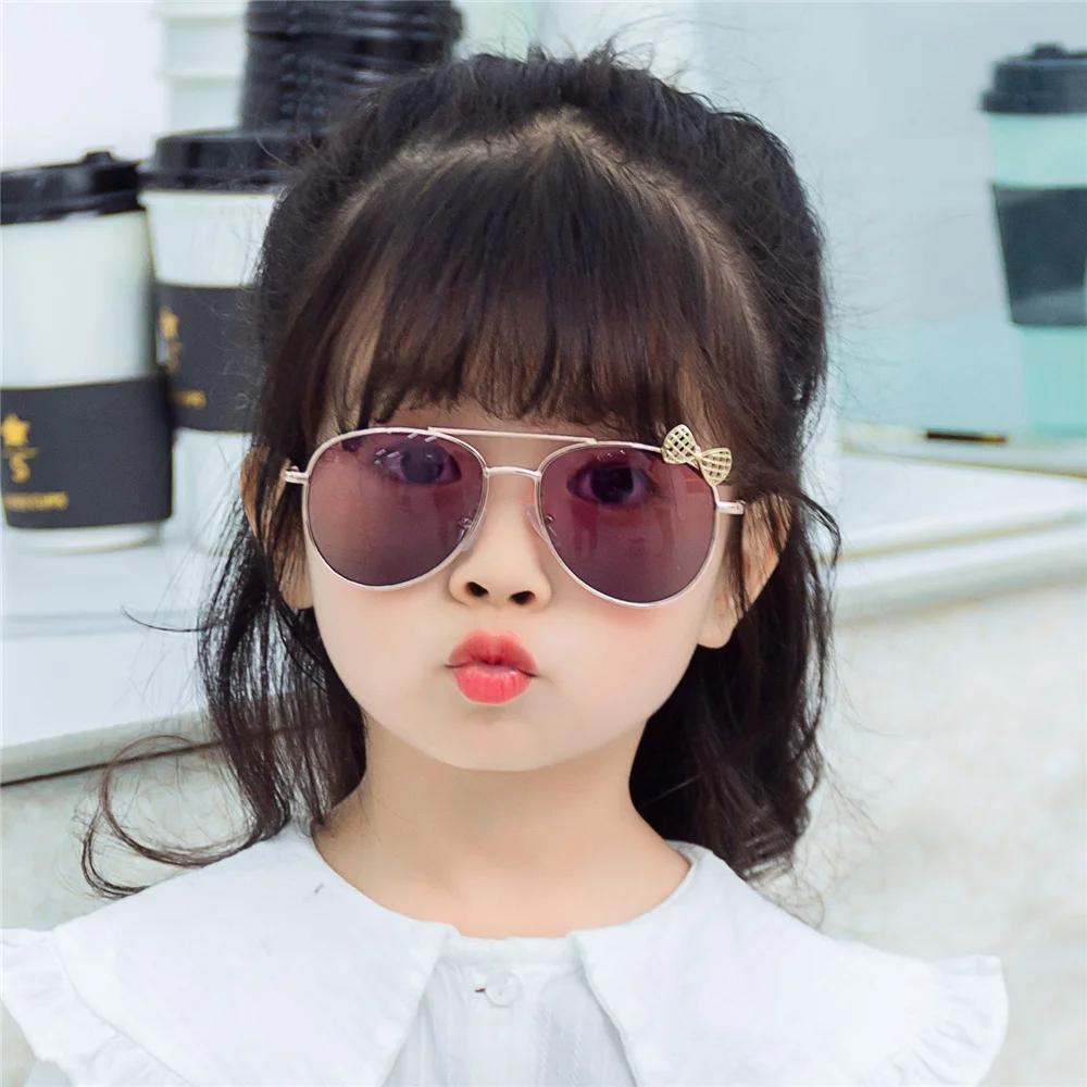 Kids Cute Sun Glasses Metal Material Glasses Frame Bow Children Sun Eyeglasses Fashion Style Gilrs Outdoor Goggles Eyewear UV400 Protection Gafas De