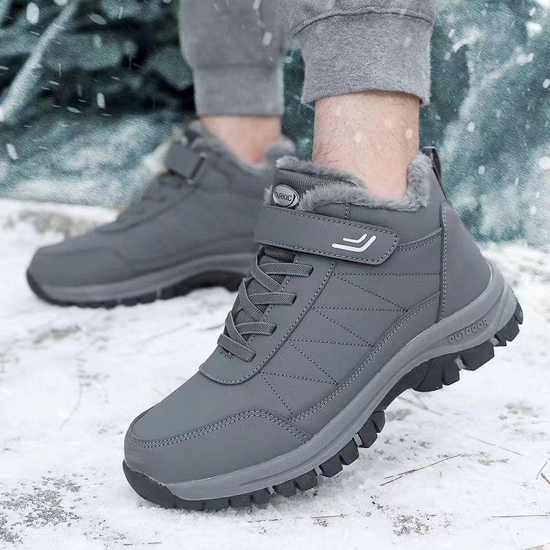 Men's Autumn/Winter Velvet & Cotton Walking Shoes: Warm Snow Boots & Casual Footwear for Middle-Aged & Elderly
