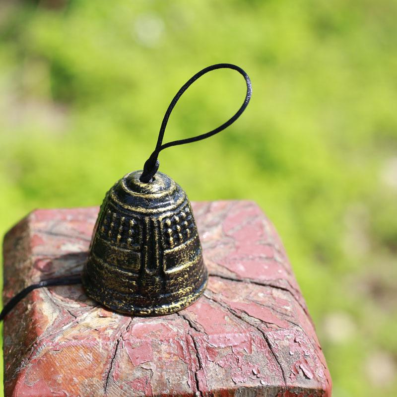 Cast Iron Wind Chime: Chinese & Japanese Style Retro Bells for Balcony or Outdoor Courtyard