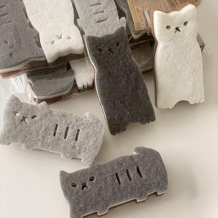 Cute Cat Sponge Scrubber: Double-Sided, Thick Scouring Pad for Kitchen and Dishwashing.