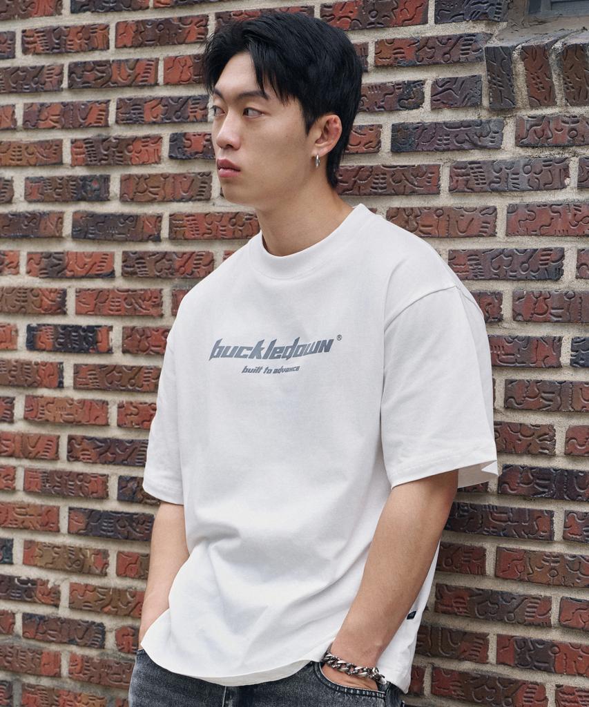 Beokeuldaun Simple Oversized Electronic Bd Printed Half-Neck T-Shirt (White)