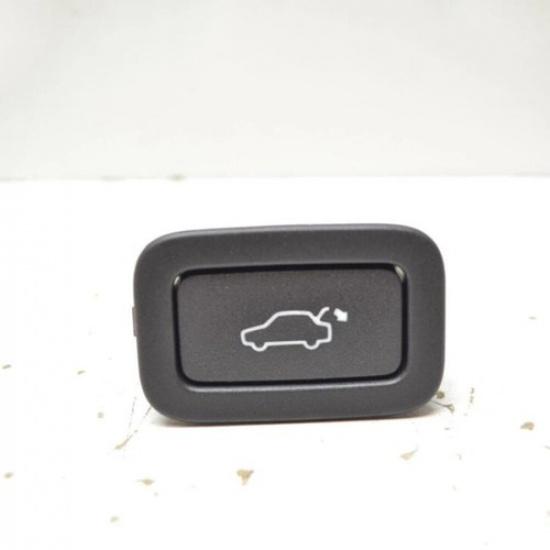 Powered Tailgate Release Switch For Land Range Rover Sport & Evoque LR025424