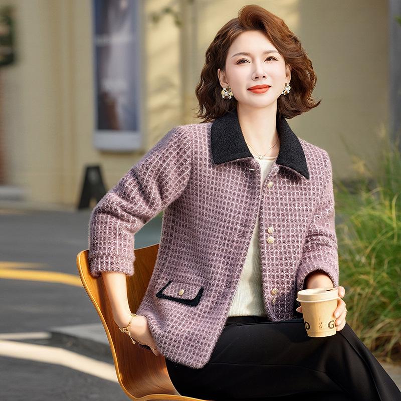 

Women s 2026 Spring & Autumn Lapel Jacket - Stylish & Loose Fit for Middle-Aged & Elderly 4XL (68-73 kg)