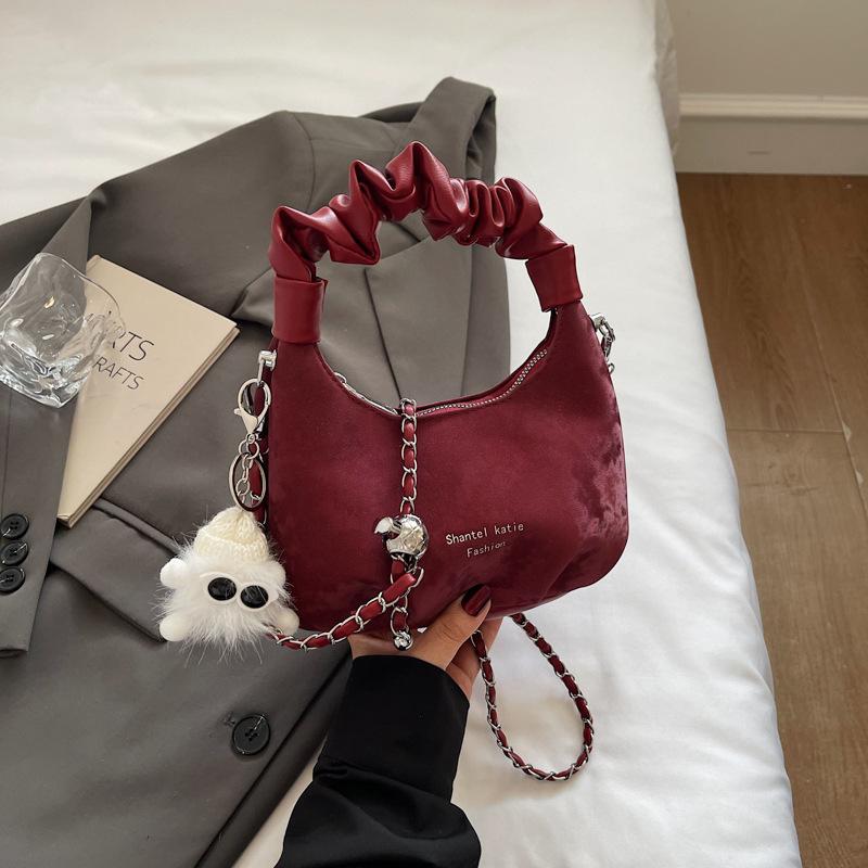 The Trendy and Casual Cloud Bag for Women In Summer Is A Stylish Pleated Single-shoulder Bag