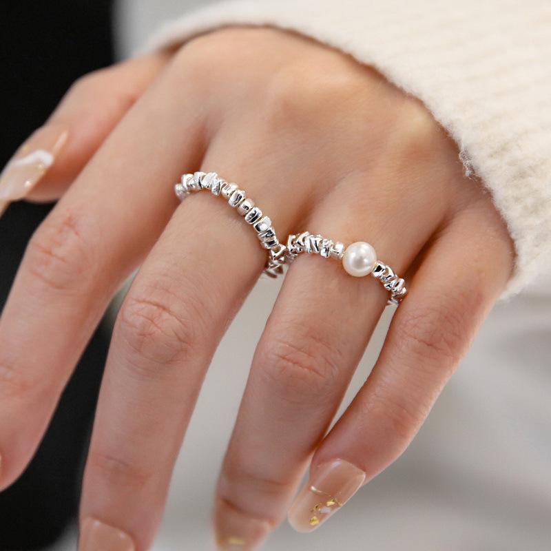 Geometrischer Perlen-Crushed-Silber-Perlen-Damenring Retro Romantisch - Cooler, Trendiger, Stapelbarer Ring für den Zeigefinger