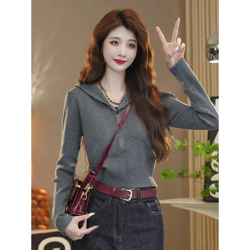 Design sense niche simple hooded sweater women's autumn new versatile fashion knitted top