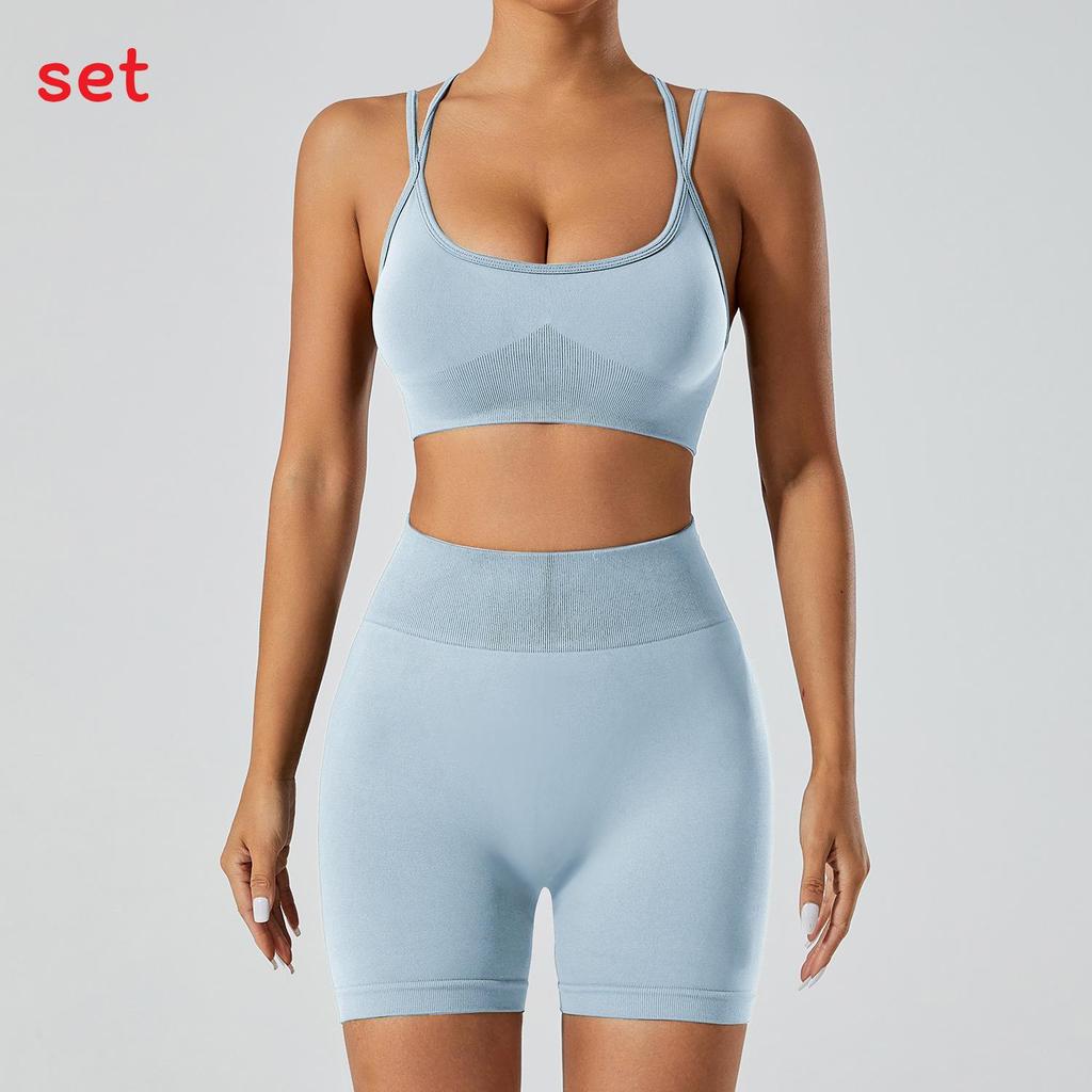 Seamless Yoga Set For Women With Quick Dry Fabric Perfect For Running And Fitness Activities